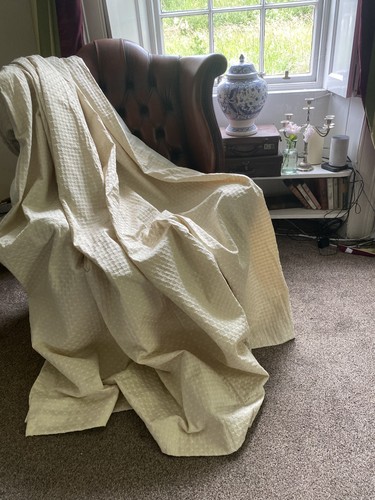 Fab vintage neutral cream - vintage,